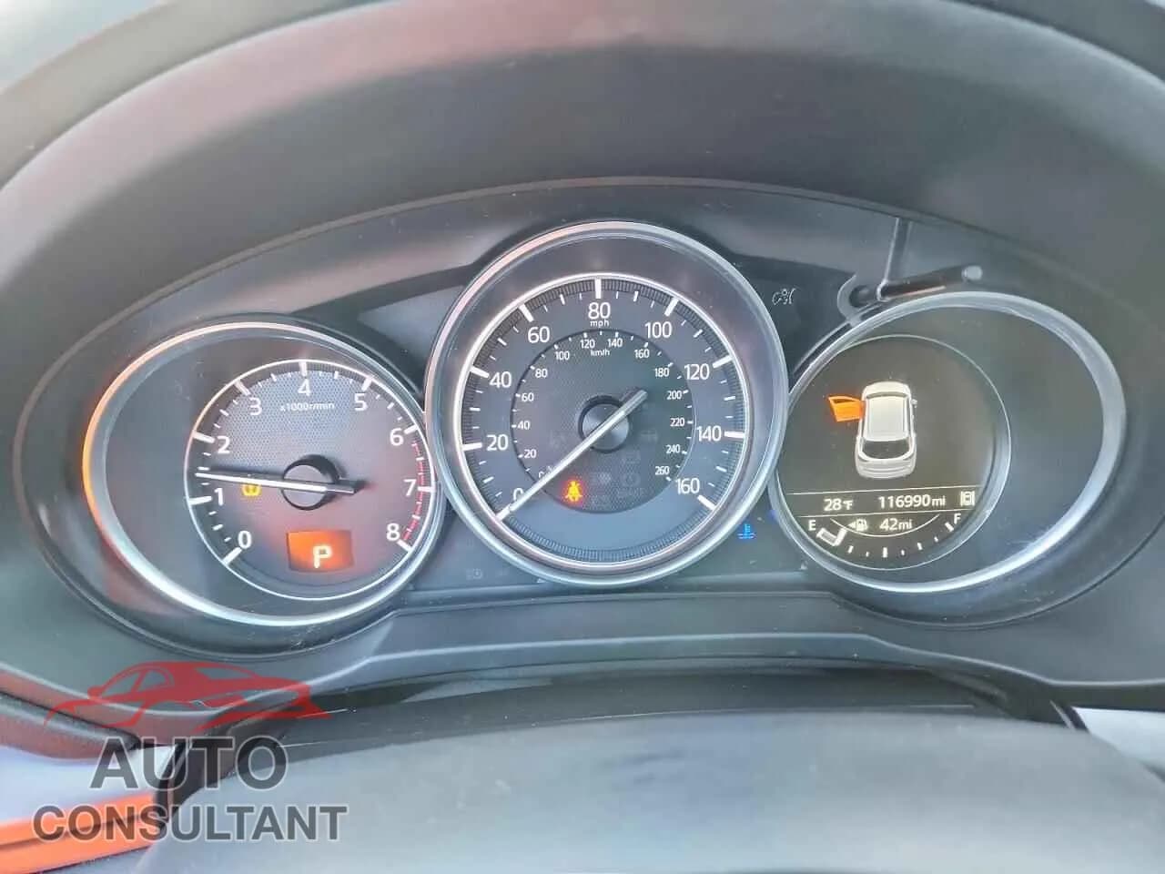 2017 MAZDA CX-5 Damaged VIN JM3KFBCL5H0104902 – trunk area 2017 MAZDA CX-5 Damaged VIN JM3KFBCL5H0104902 – trunk area