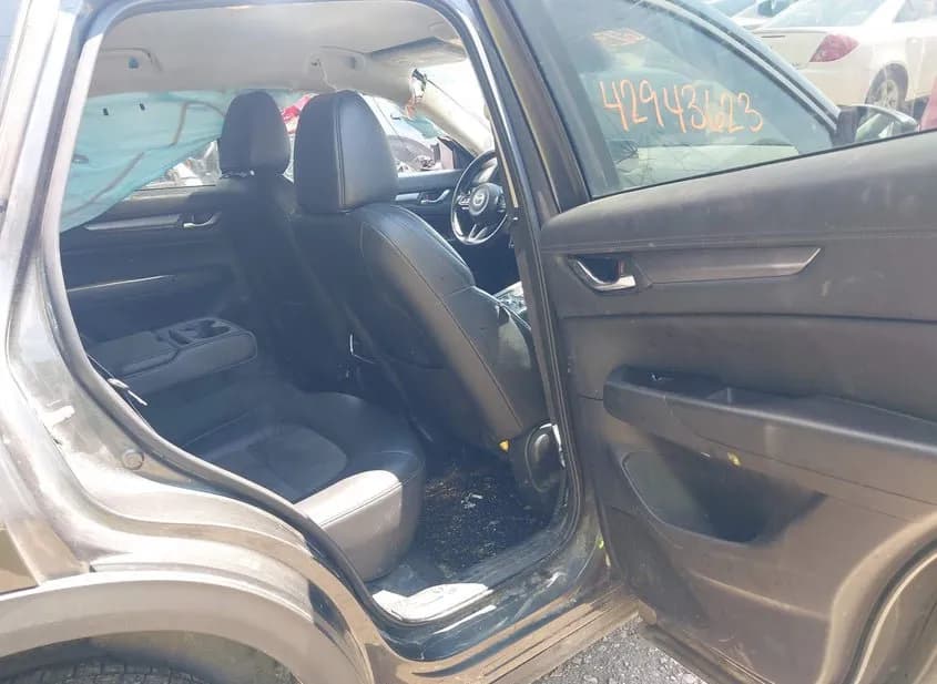 2018 MAZDA CX-5 Used VIN JM3KFBCM4J0435274 – front exterior 2018 MAZDA CX-5 Used VIN JM3KFBCM4J0435274 – front exterior