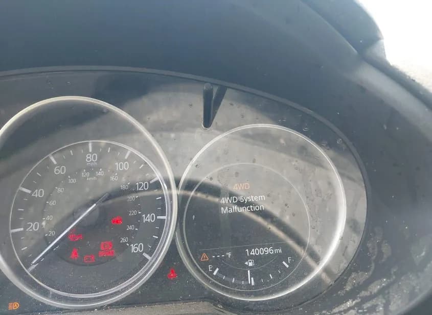 2018 MAZDA CX-5 Used VIN JM3KFBCM4J0435274 – interior seats 2018 MAZDA CX-5 Used VIN JM3KFBCM4J0435274 – interior seats