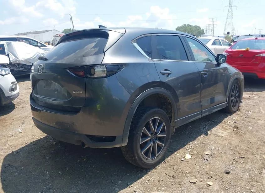 2018 MAZDA CX-5 Used VIN JM3KFBCM4J0435274 – undercarriage 2018 MAZDA CX-5 Used VIN JM3KFBCM4J0435274 – undercarriage