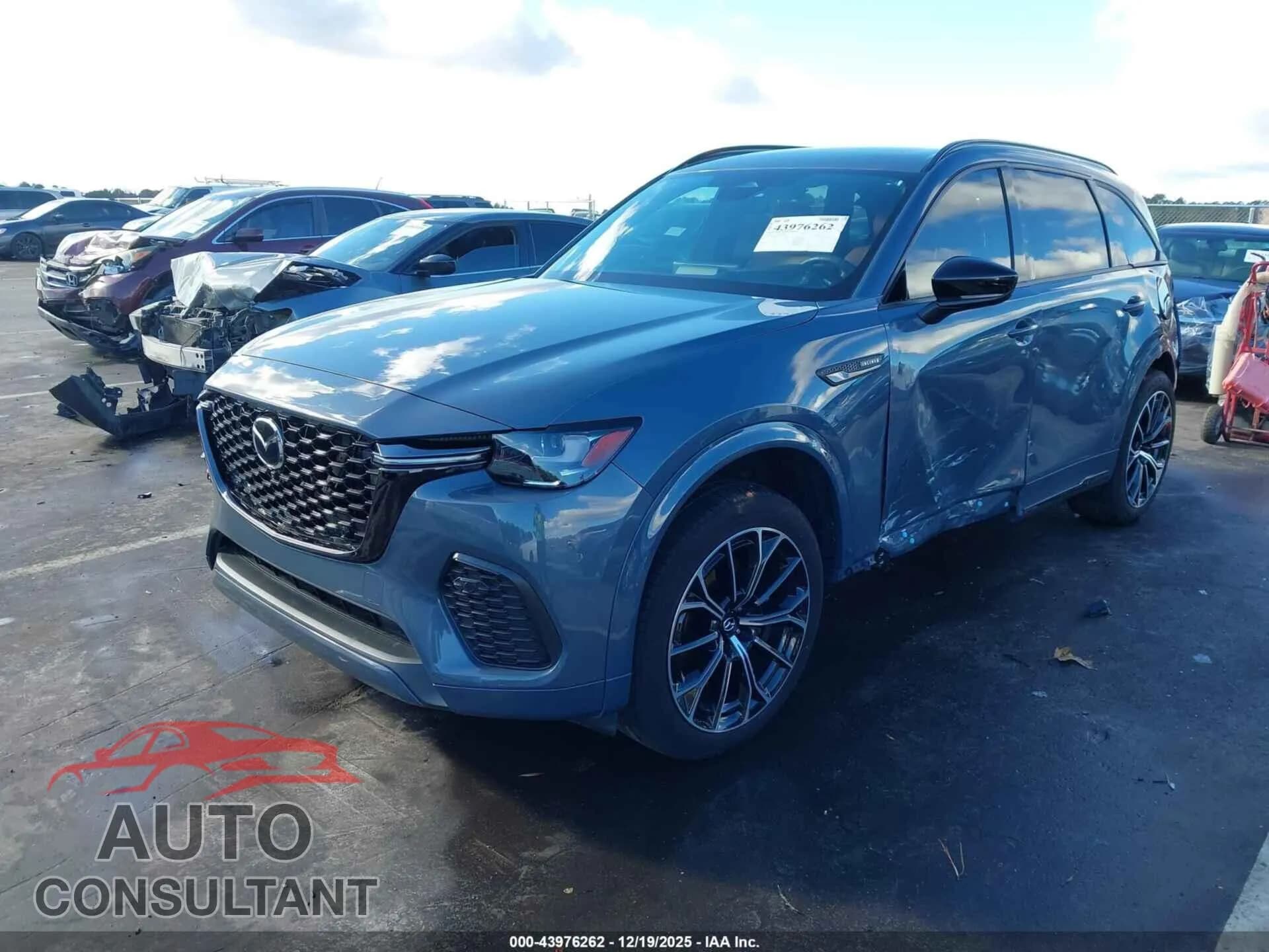 2025 MAZDA CX-70 Damaged VIN JM3KJEHC9S1107005 – rear exterior 2025 MAZDA CX-70 Damaged VIN JM3KJEHC9S1107005 – rear exterior