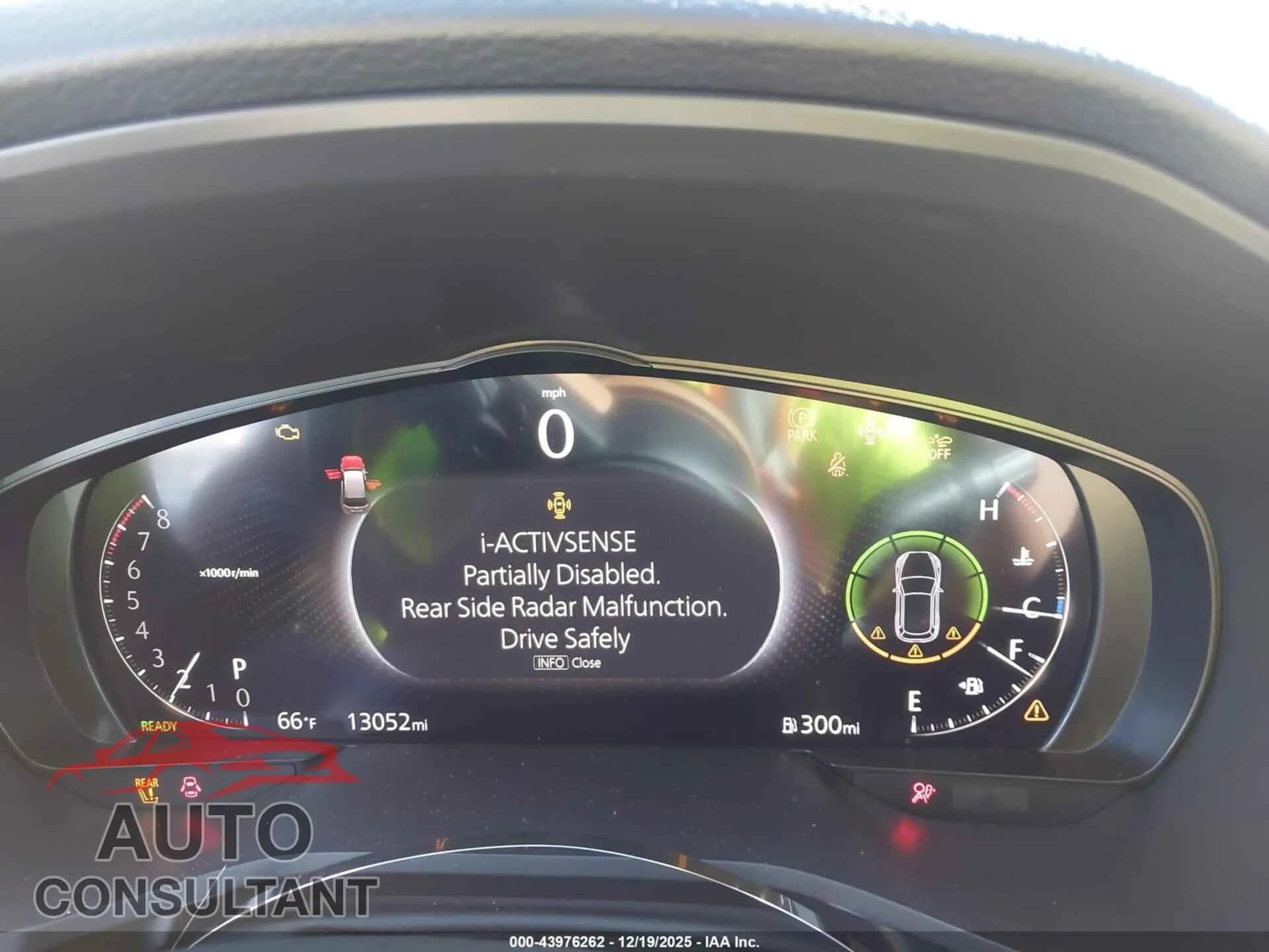 2025 MAZDA CX-70 Damaged VIN JM3KJEHC9S1107005 – exterior detail 2025 MAZDA CX-70 Damaged VIN JM3KJEHC9S1107005 – exterior detail