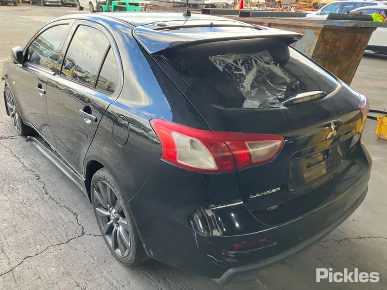 2009 Mitsubishi Lancer Used VIN JMFLMCX4A9U000438 – undercarriage 2009 Mitsubishi Lancer Used VIN JMFLMCX4A9U000438 – undercarriage