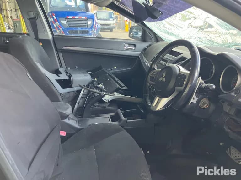 2009 Mitsubishi Lancer Used VIN JMFLMCX4A9U000438 – photo 11 2009 Mitsubishi Lancer Used VIN JMFLMCX4A9U000438 – photo 11