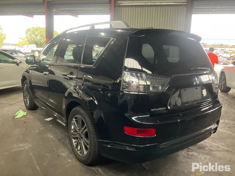 2009 Mitsubishi Outlander Used VIN JMFXLCW6W9Z000786 – odometer reading 2009 Mitsubishi Outlander Used VIN JMFXLCW6W9Z000786 – odometer reading