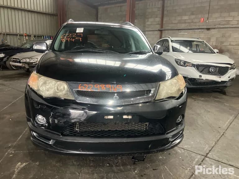 2009 Mitsubishi Outlander Used VIN JMFXLCW6W9Z000786 – photo 16 2009 Mitsubishi Outlander Used VIN JMFXLCW6W9Z000786 – photo 16