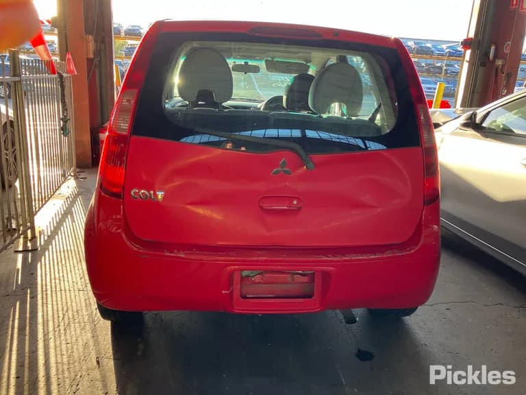 2005 Mitsubishi Colt - VIN JMFXSZ27A4Z002935 2005 Mitsubishi Colt VIN JMFXSZ27A4Z002935