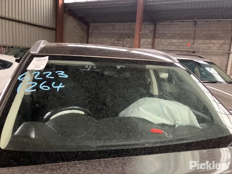 2017 Mitsubishi Outlander Used VIN JMFXTGF8WHJ001210 – trunk area 2017 Mitsubishi Outlander Used VIN JMFXTGF8WHJ001210 – trunk area