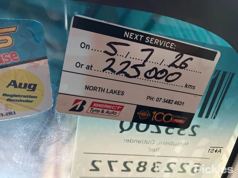 2018 Mitsubishi Outlander Used VIN JMFXTGF8WKZ001591 – interior seats 2018 Mitsubishi Outlander Used VIN JMFXTGF8WKZ001591 – interior seats