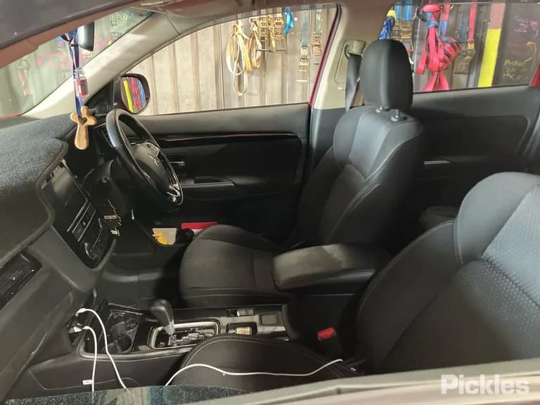 2018 Mitsubishi Outlander Used VIN JMFXTGF8WKZ001591 – photo 14 2018 Mitsubishi Outlander Used VIN JMFXTGF8WKZ001591 – photo 14