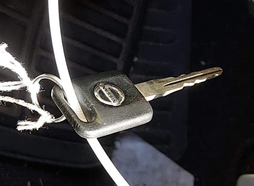 2006 NISSAN 350Z Used VIN JN1AZ34D76M306058 – undercarriage 2006 NISSAN 350Z Used VIN JN1AZ34D76M306058 – undercarriage