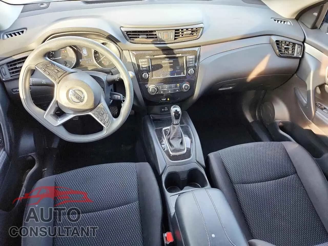 2020 NISSAN ROGUE Damaged VIN JN1BJ1CW1LW647667 – undercarriage 2020 NISSAN ROGUE Damaged VIN JN1BJ1CW1LW647667 – undercarriage