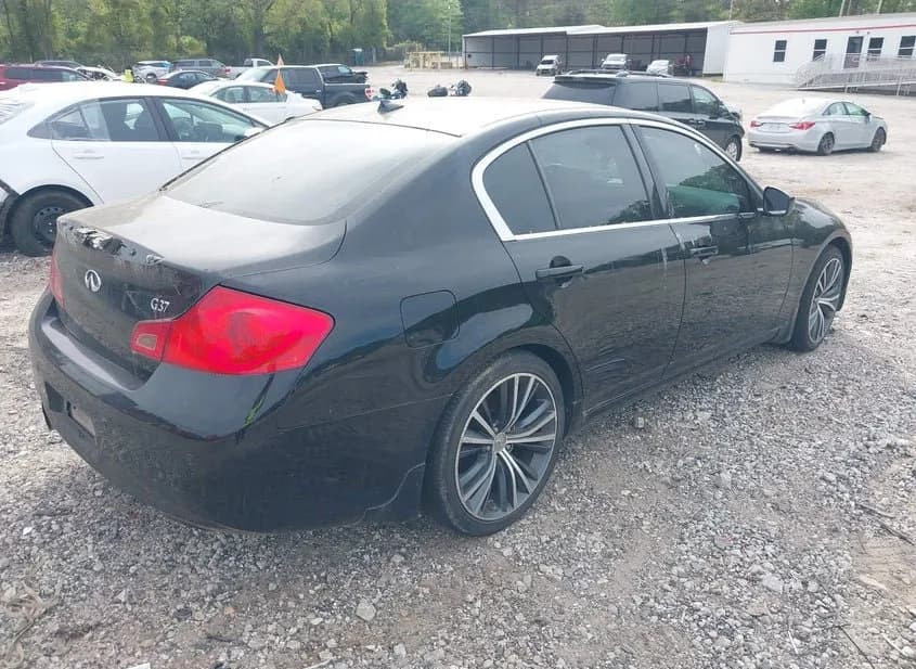 2012 INFINITI G37 Used VIN JN1CV6APXCM627799 – rear exterior 2012 INFINITI G37 Used VIN JN1CV6APXCM627799 – rear exterior