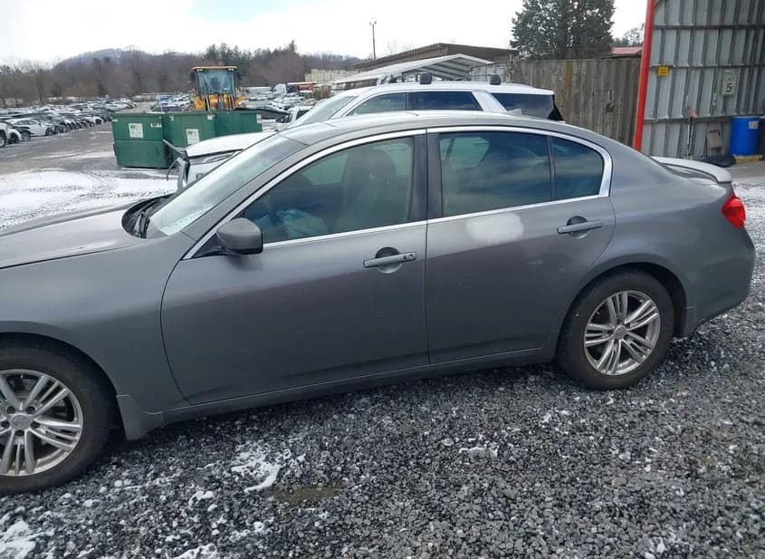 2012 INFINITI G37 Used VIN JN1CV6AR4CM671704 – undercarriage 2012 INFINITI G37 Used VIN JN1CV6AR4CM671704 – undercarriage