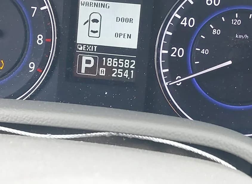 2012 INFINITI G37 Used VIN JN1CV6AR4CM671704 – photo 18 2012 INFINITI G37 Used VIN JN1CV6AR4CM671704 – photo 18