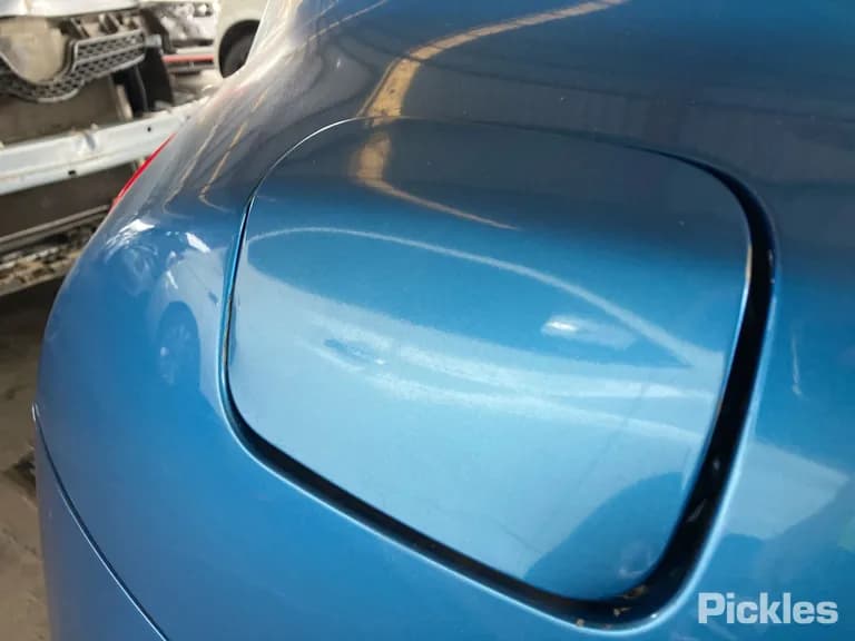 2010 Nissan Micra Used VIN JN1FBAK12A0519767 – trunk area 2010 Nissan Micra Used VIN JN1FBAK12A0519767 – trunk area