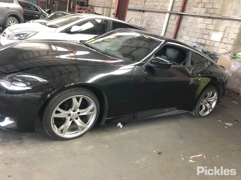 2023 Nissan Z Used VIN JN1GBAZ34A0200727 – trunk area 2023 Nissan Z Used VIN JN1GBAZ34A0200727 – trunk area