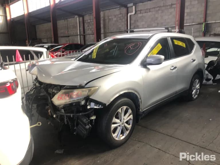 2014 Nissan X-Trail Used VIN JN1JBAT32A0001900 – photo 14 2014 Nissan X-Trail Used VIN JN1JBAT32A0001900 – photo 14