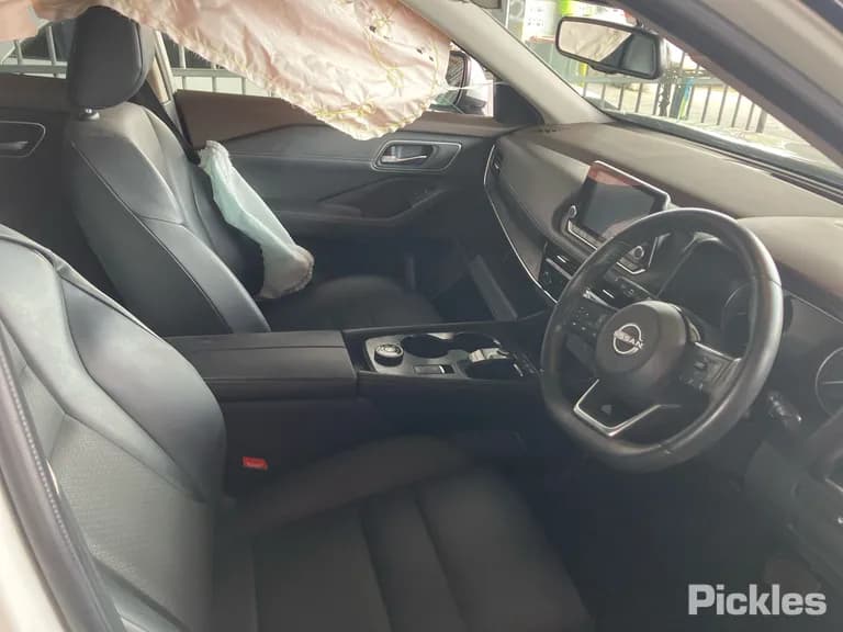 2024 Nissan X-Trail Used VIN JN1T33TB9A0005012 – rear exterior 2024 Nissan X-Trail Used VIN JN1T33TB9A0005012 – rear exterior