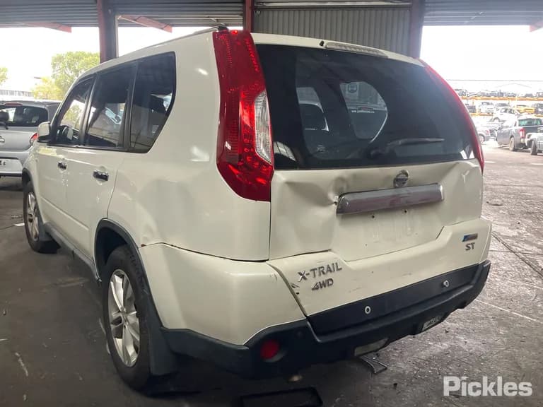2013 Nissan X-Trail Used VIN JN1TANT31A0211190 – side profile 2013 Nissan X-Trail Used VIN JN1TANT31A0211190 – side profile