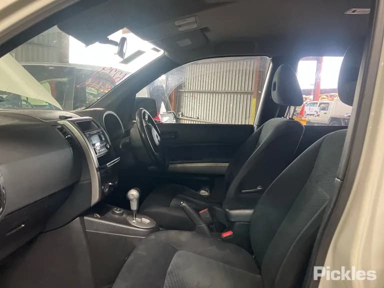 2013 Nissan X-Trail Used VIN JN1TANT31A0211190 – photo 13 2013 Nissan X-Trail Used VIN JN1TANT31A0211190 – photo 13