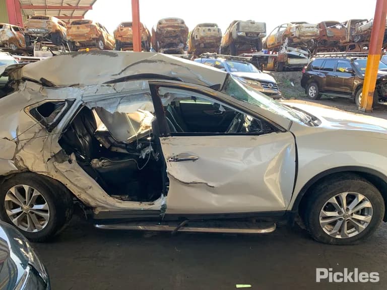 2016 Nissan X-Trail Used VIN JN1TBAT32A0009557 – photo 25 2016 Nissan X-Trail Used VIN JN1TBAT32A0009557 – photo 25