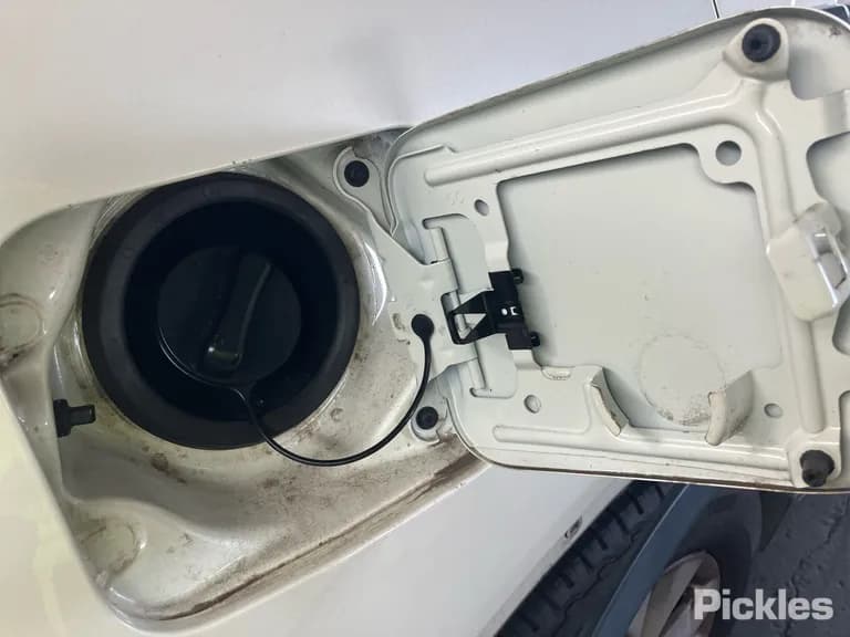 2015 Nissan X-Trail Used VIN JN1TBAT32A0500901 – side profile 2015 Nissan X-Trail Used VIN JN1TBAT32A0500901 – side profile