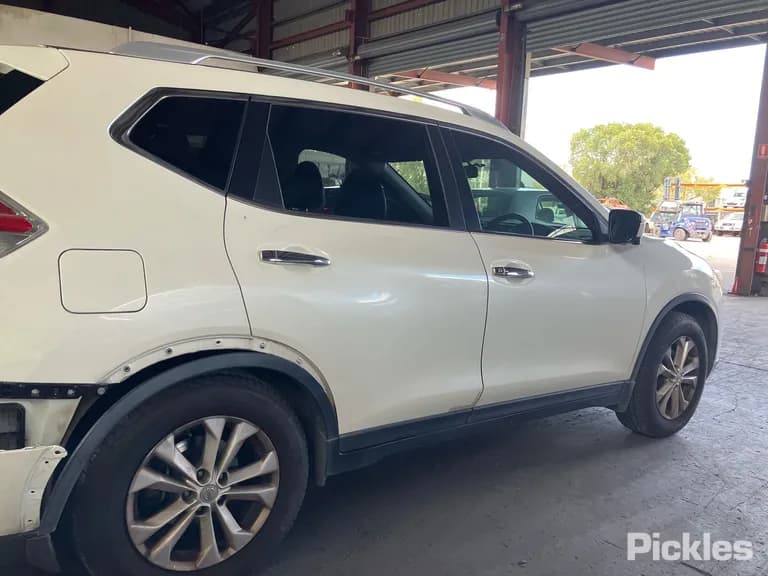 2015 Nissan X-Trail Used VIN JN1TBAT32A0500901 – photo 23 2015 Nissan X-Trail Used VIN JN1TBAT32A0500901 – photo 23