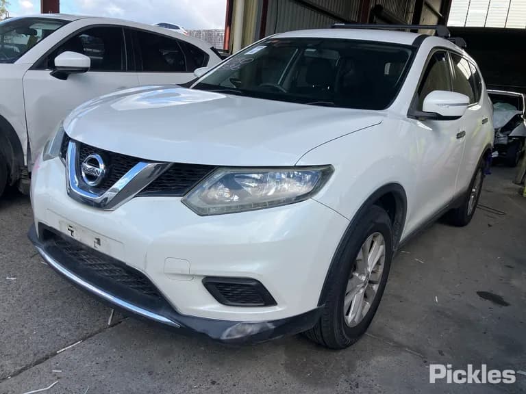 2014 Nissan X-Trail Used VIN JN1TBNT32A0001011 – dashboard 2014 Nissan X-Trail Used VIN JN1TBNT32A0001011 – dashboard