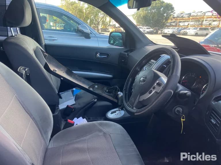 2010 Nissan X-Trail Used VIN JN1TCNT31A0100283 – photo 11 2010 Nissan X-Trail Used VIN JN1TCNT31A0100283 – photo 11