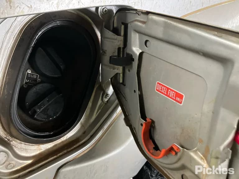 2013 Nissan Patrol Used VIN JN1TESY61A0422674 – engine bay 2013 Nissan Patrol Used VIN JN1TESY61A0422674 – engine bay
