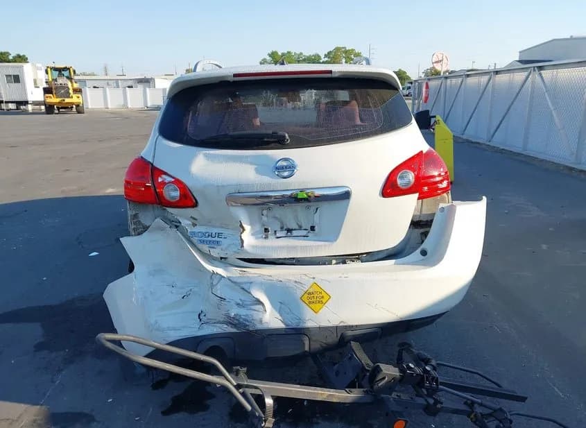 2014 NISSAN Rogue Select Used VIN JN8AS5MT7EW620787 – exterior detail 2014 NISSAN Rogue Select Used VIN JN8AS5MT7EW620787 – exterior detail