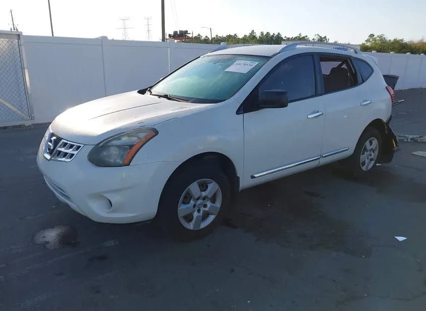 2014 NISSAN Rogue Select Used VIN JN8AS5MT7EW620787 – trunk area 2014 NISSAN Rogue Select Used VIN JN8AS5MT7EW620787 – trunk area