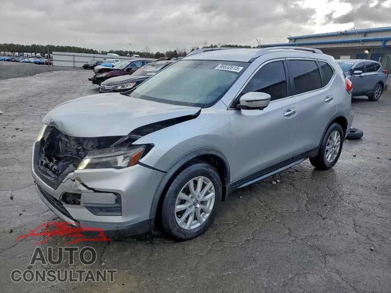 2017 NISSAN ROGUE Damaged VIN JN8AT2MT4HW404752 – front exterior 2017 NISSAN ROGUE Damaged VIN JN8AT2MT4HW404752 – front exterior
