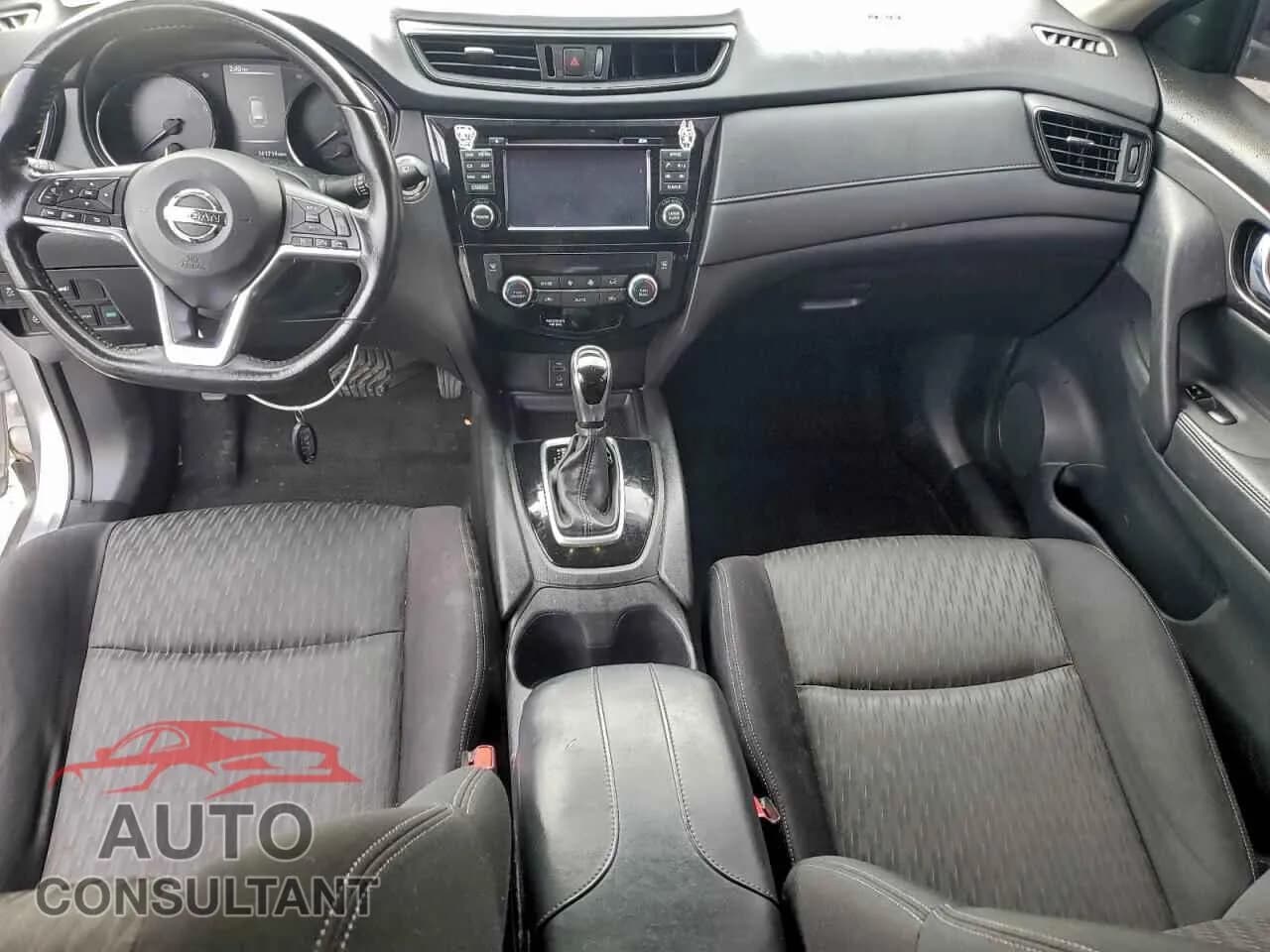 2017 NISSAN ROGUE Damaged VIN JN8AT2MT4HW404752 – undercarriage 2017 NISSAN ROGUE Damaged VIN JN8AT2MT4HW404752 – undercarriage