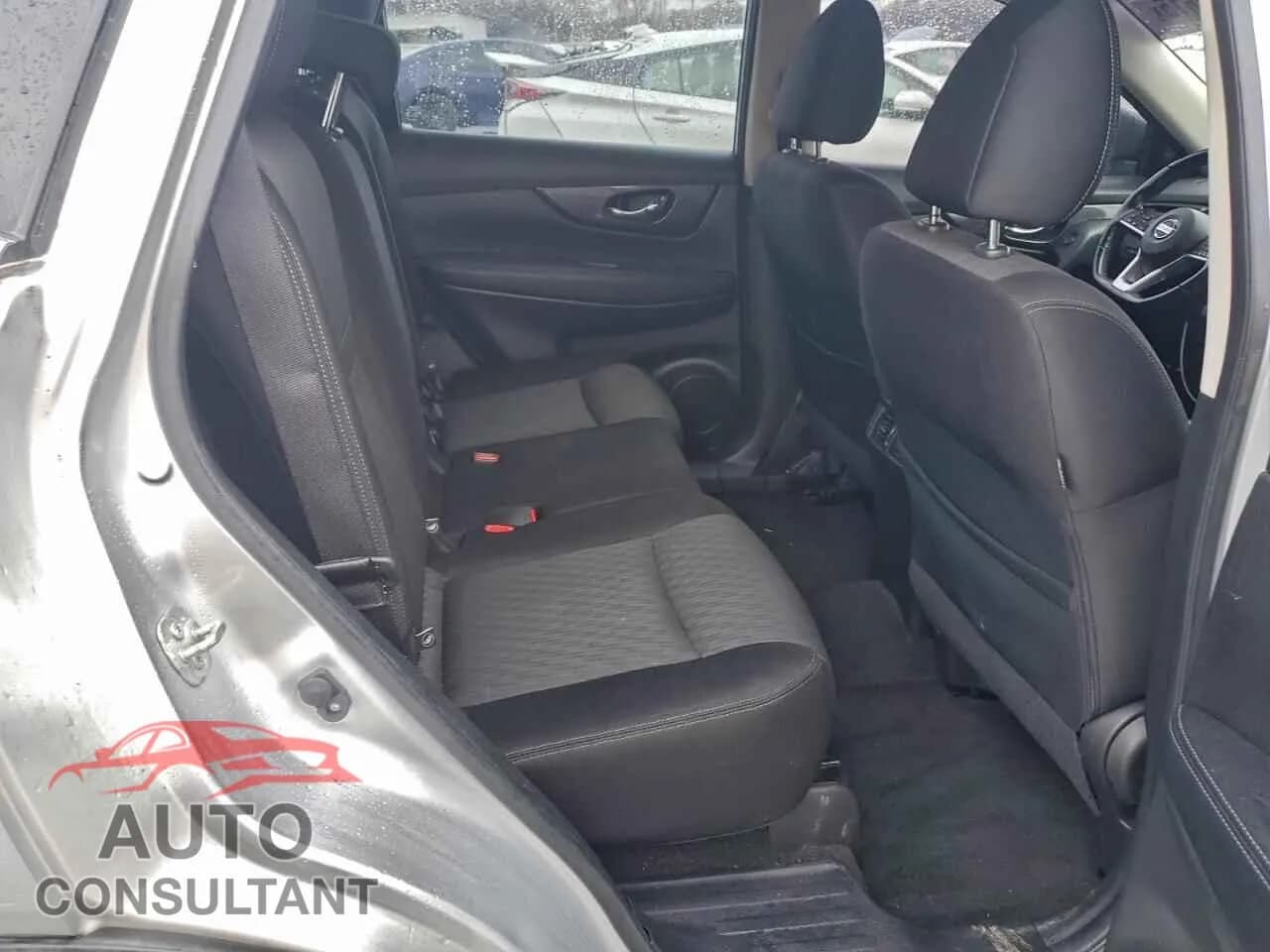 2017 NISSAN ROGUE Damaged VIN JN8AT2MT4HW404752 – photo 11 2017 NISSAN ROGUE Damaged VIN JN8AT2MT4HW404752 – photo 11