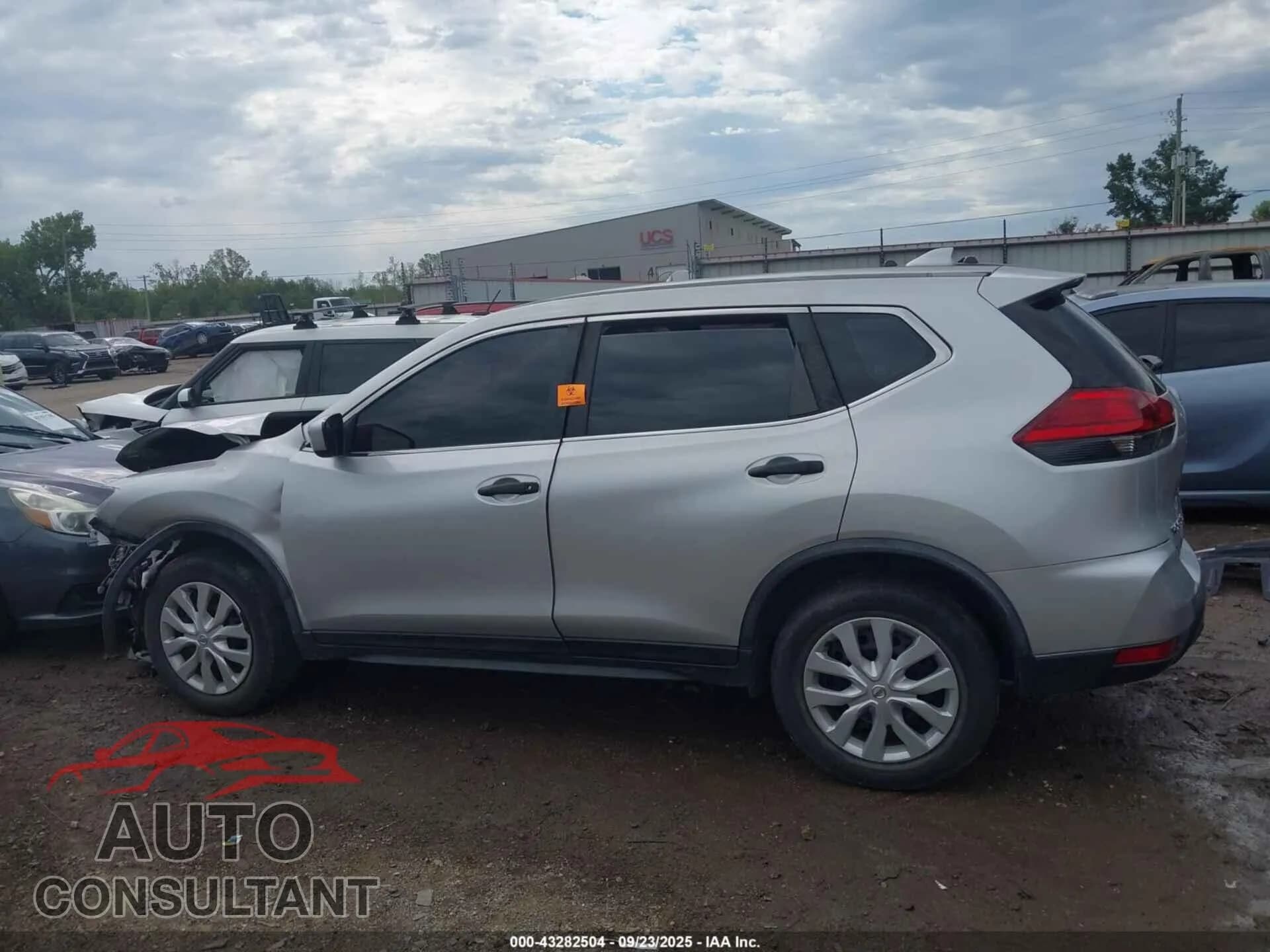 2017 NISSAN ROGUE Used VIN JN8AT2MV1HW275421 – photo 14 2017 NISSAN ROGUE Used VIN JN8AT2MV1HW275421 – photo 14
