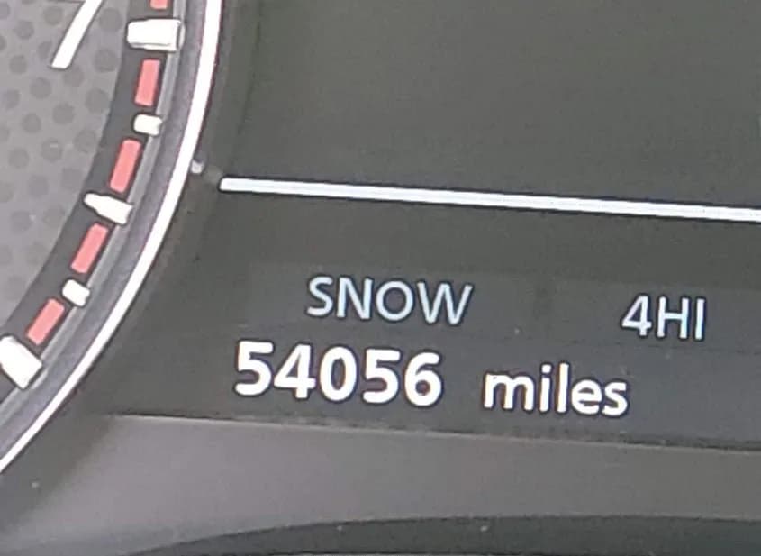 2024 NISSAN Armada Used VIN JN8AY2BB5R9853725 – exterior detail 2024 NISSAN Armada Used VIN JN8AY2BB5R9853725 – exterior detail