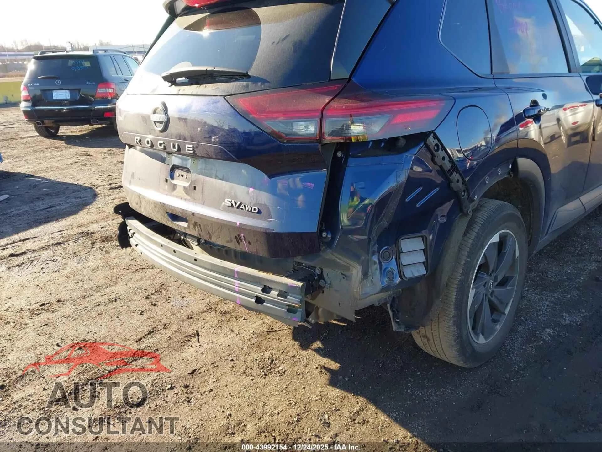 2024 NISSAN ROGUE Damaged VIN JN8BT3BB3RW443824 – photo 19 2024 NISSAN ROGUE Damaged VIN JN8BT3BB3RW443824 – photo 19