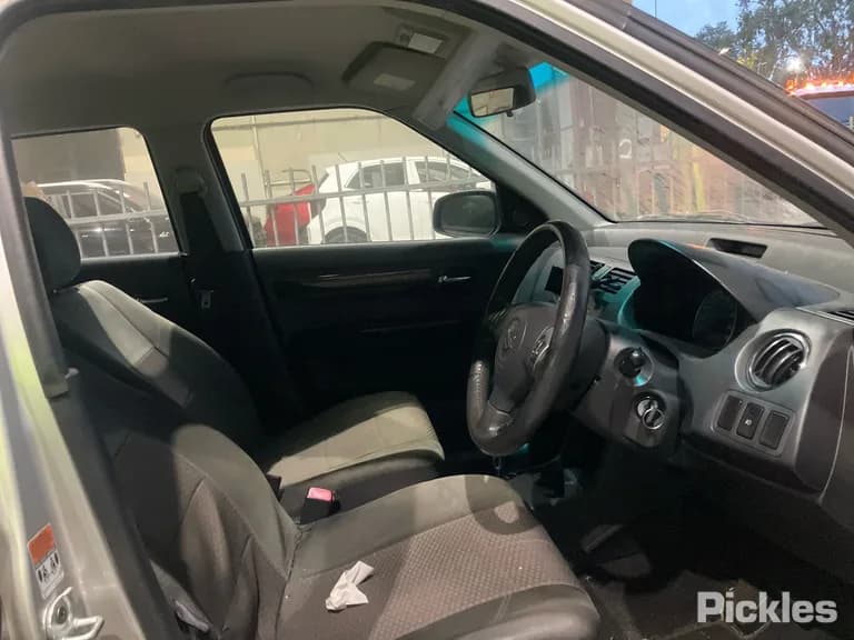 2005 Suzuki Swift Used VIN JSAEZC21S00105560 – photo 13 2005 Suzuki Swift Used VIN JSAEZC21S00105560 – photo 13