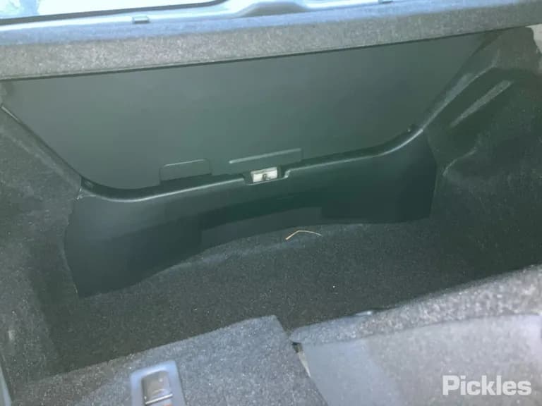 2005 Suzuki Swift Used VIN JSAEZC21S00105560 – photo 20 2005 Suzuki Swift Used VIN JSAEZC21S00105560 – photo 20