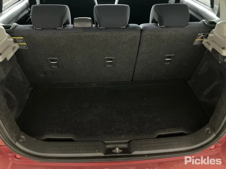 2008 Suzuki Swift Used VIN JSAEZC21S00420035 – interior seats 2008 Suzuki Swift Used VIN JSAEZC21S00420035 – interior seats