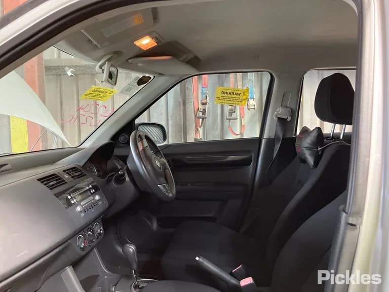 2009 Suzuki Swift Used VIN JSAEZC21S00556190 – photo 14 2009 Suzuki Swift Used VIN JSAEZC21S00556190 – photo 14