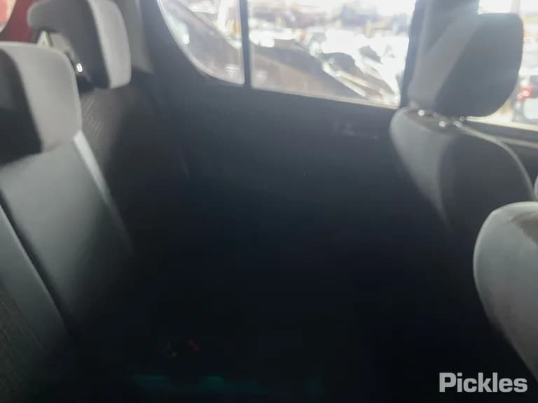 2015 Suzuki Swift Used VIN JSAFZC82S00325793 – photo 12 2015 Suzuki Swift Used VIN JSAFZC82S00325793 – photo 12