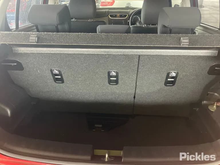 2015 Suzuki Swift Used VIN JSAFZC82S00325793 – photo 16 2015 Suzuki Swift Used VIN JSAFZC82S00325793 – photo 16