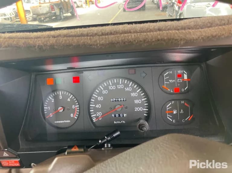 1993 Toyota Landcruiser Used VIN JT731UJ7508500225 – photo 19 1993 Toyota Landcruiser Used VIN JT731UJ7508500225 – photo 19