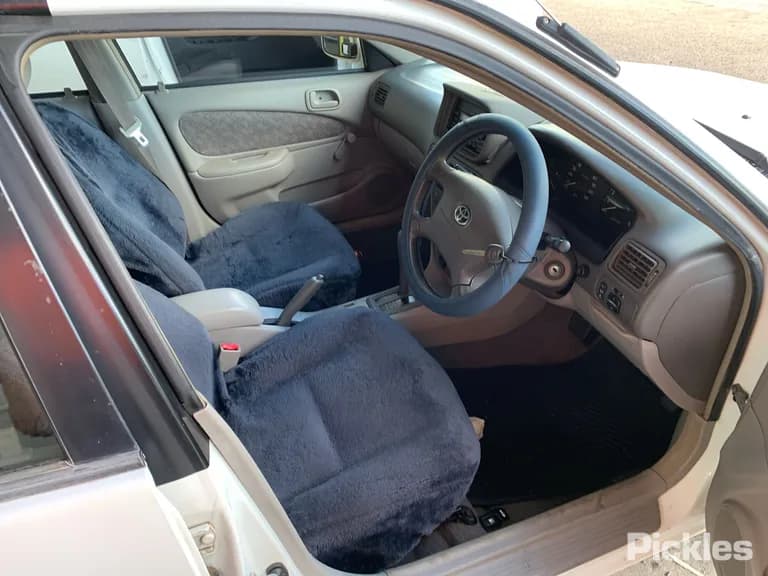 2000 Toyota Corolla Used VIN JT753AEB200042202 – interior seats 2000 Toyota Corolla Used VIN JT753AEB200042202 – interior seats