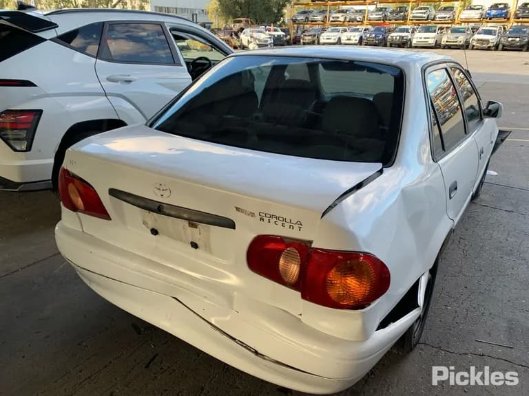 2000 Toyota Corolla Used VIN JT753AEB200042202 – exterior detail 2000 Toyota Corolla Used VIN JT753AEB200042202 – exterior detail