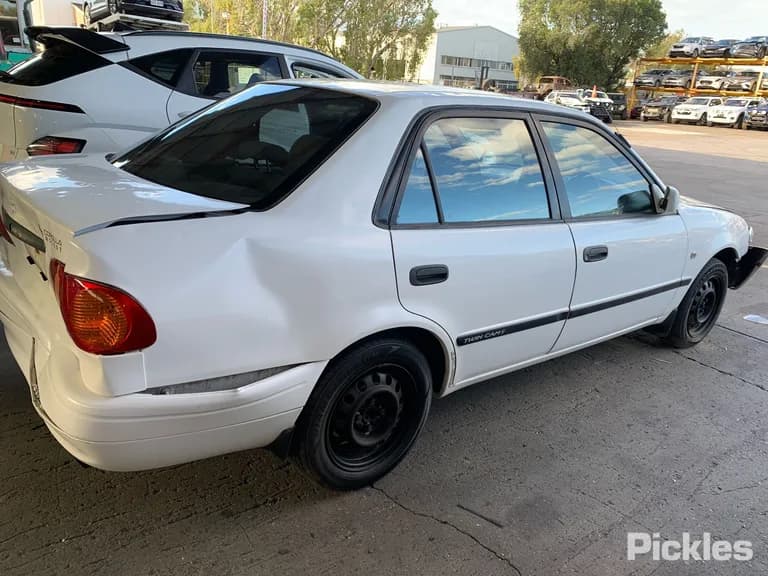 2000 Toyota Corolla Used VIN JT753AEB200042202 – photo 16 2000 Toyota Corolla Used VIN JT753AEB200042202 – photo 16