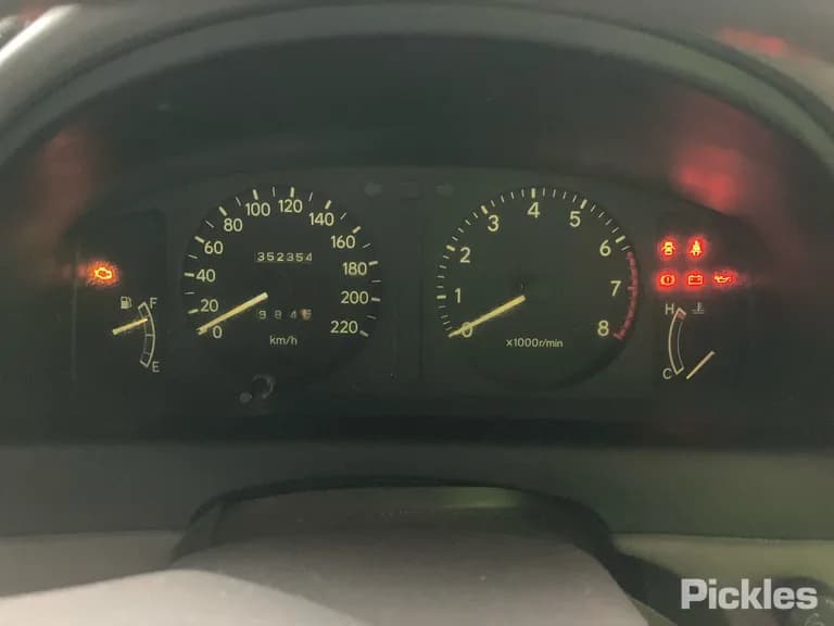 2001 Toyota Corolla Used VIN JT753AEB200069755 – side profile 2001 Toyota Corolla Used VIN JT753AEB200069755 – side profile